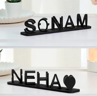 Trendy personalized products in relief with double name in 3D