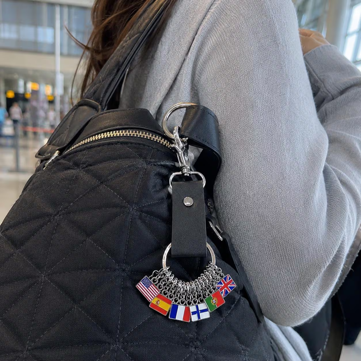 Personalized leather key fob with flag, custom country tag for travel bags, gift for travelers