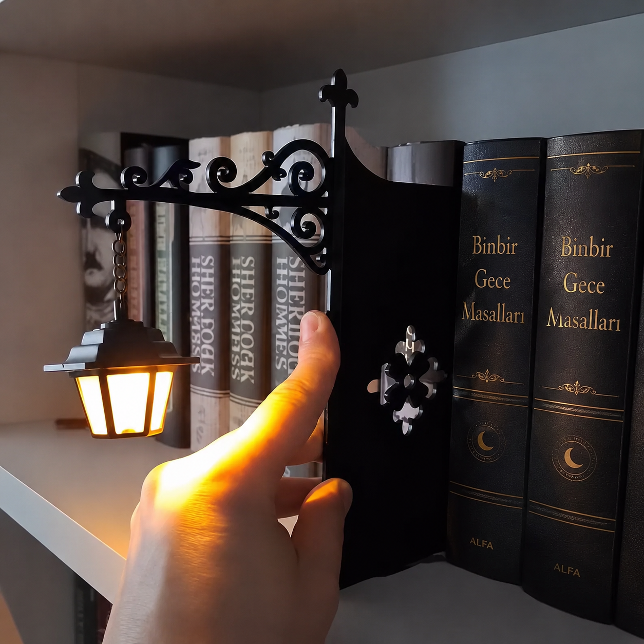 Bookshelf Hanging Lantern Night Light, Vintage Book Nook Lamp, Cozy Reading Decor & Gift for Book Lovers