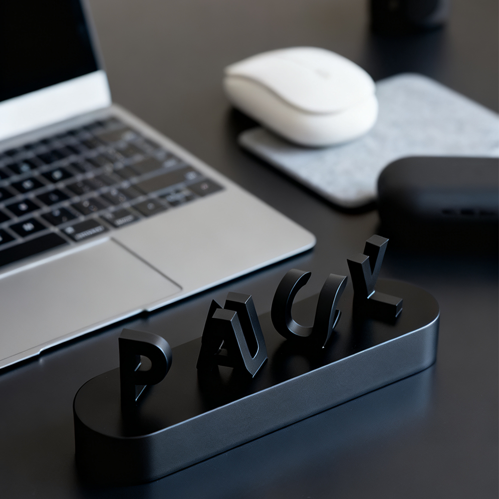 Trendy personalized products in relief with double name in 3D-Base haute